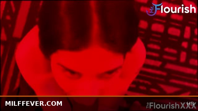 Anna Cummings and Me Get Hot in My MrFlourish Red Light Room Milf Session